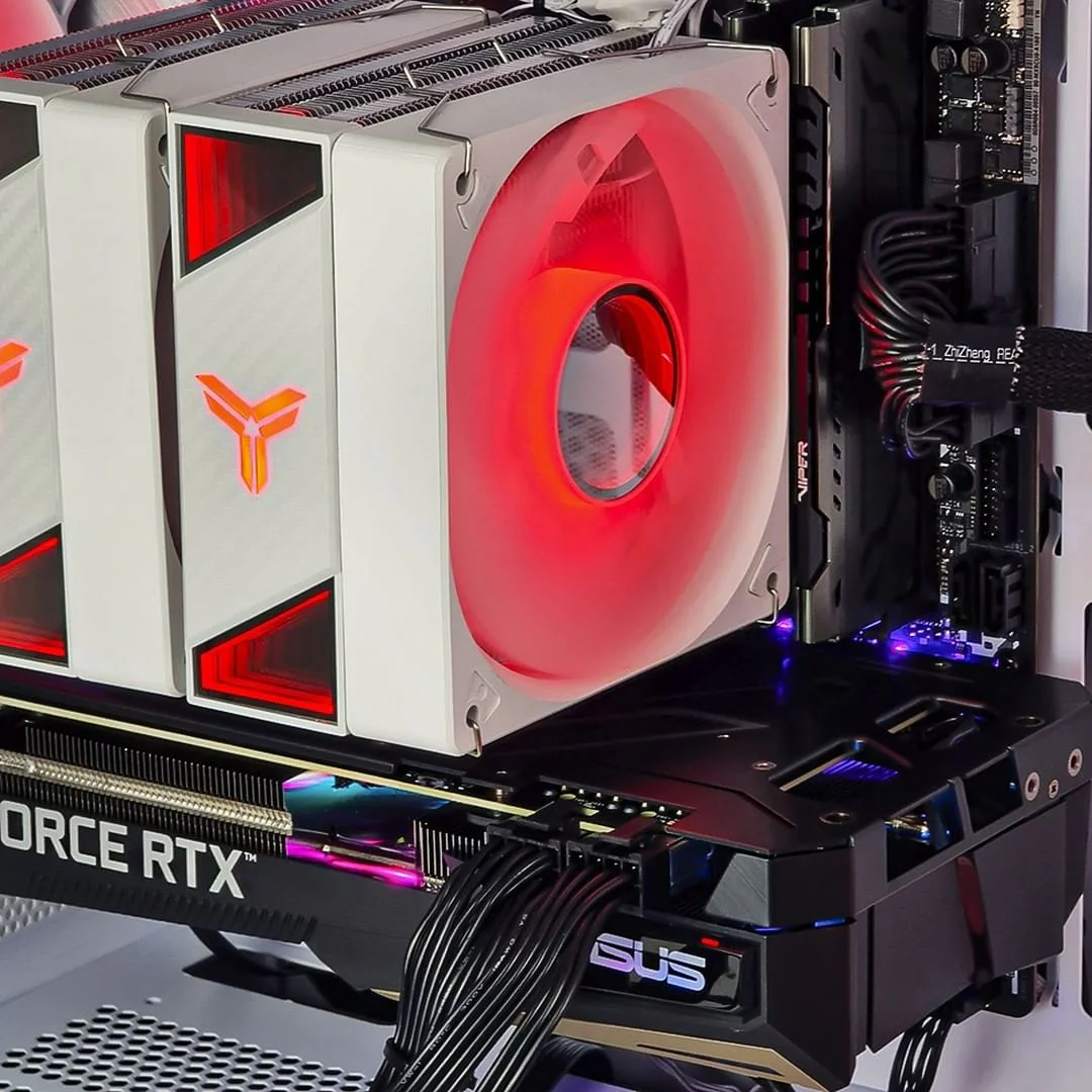 Ігровий ПК / AMD Ryzen 7 7700 / NVIDIA RTX 5070 / SSD / DDR5 - Зображення 4