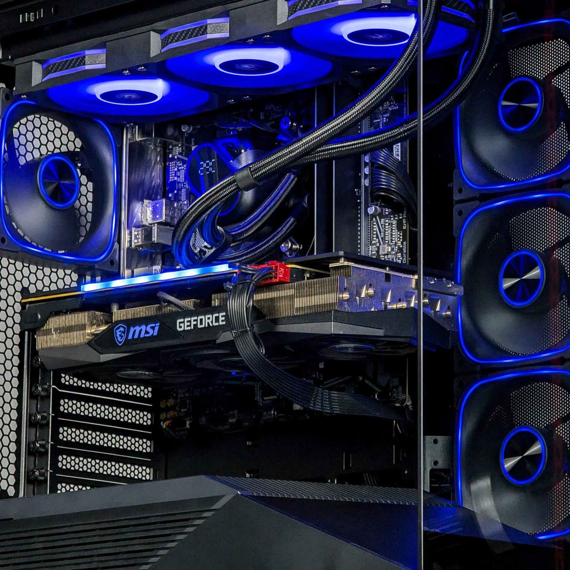 Ігровий компʼютер Ryzen 5 5600 / Nvidia RTX 3070 / RX 6800 / DDR4 — изображение 2