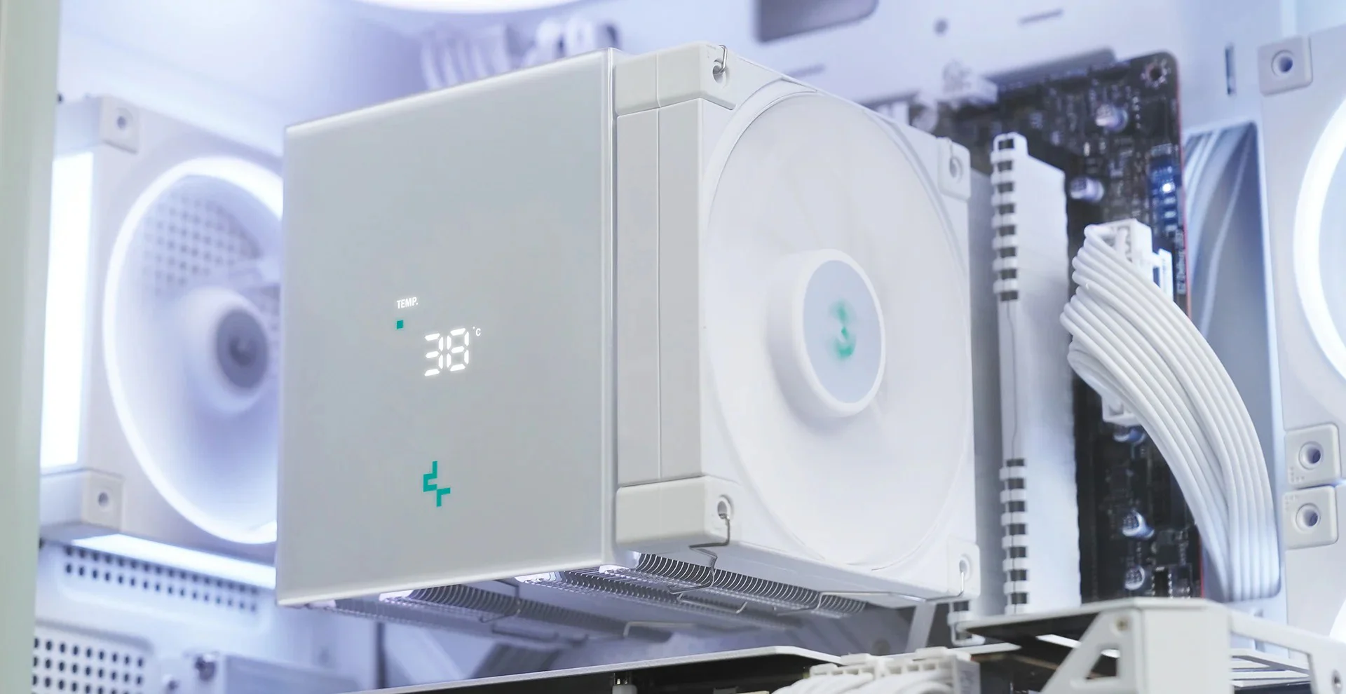 Кулер процесорний DeepCool AK620 Digital SE WH (R-AK620-WHADMN-GJD) - Зображення 11